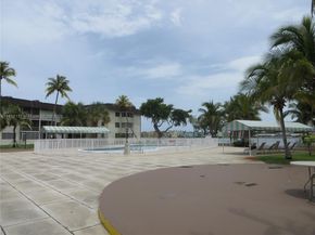 1400 NE 191st St 308, Miami FL 33179