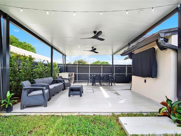 3361 NW 210th Ter, Miami Gardens FL 33056