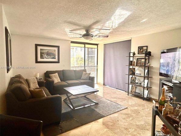 10501 W Broward Blvd 311, Plantation FL 33324