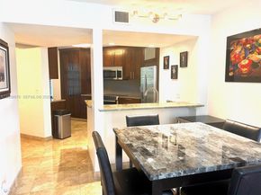 10501 W Broward Blvd 311, Plantation FL 33324