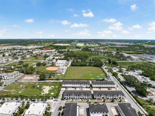 13353 SW 250th Ter, Homestead FL 33032