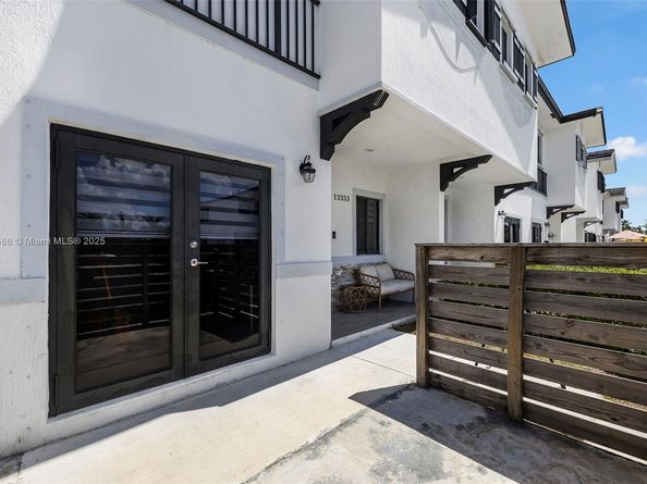 13353 SW 250th Ter, Homestead FL 33032