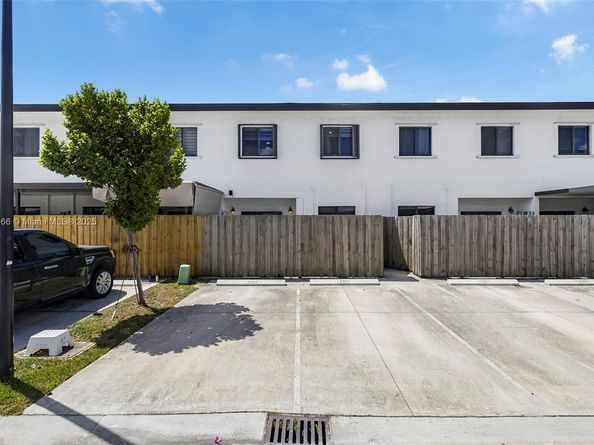 13353 SW 250th Ter, Homestead FL 33032