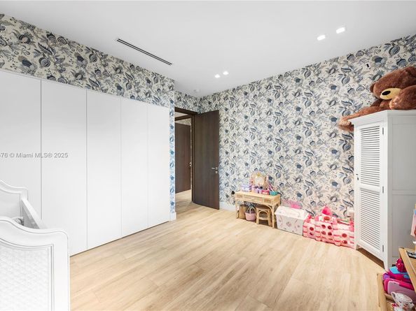 1202 NE 93rd St, Miami Shores FL 33138