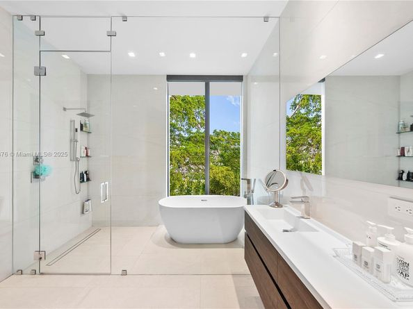 1202 NE 93rd St, Miami Shores FL 33138