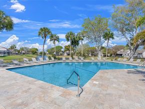 1064 E Lakes Dr, Deerfield Beach FL 33064