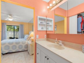 1064 E Lakes Dr, Deerfield Beach FL 33064