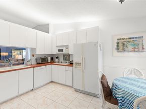 1064 E Lakes Dr, Deerfield Beach FL 33064