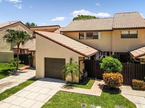 6850 NW 2nd Ave 34, Boca Raton FL 33487