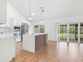 6850 NW 2nd Ave 34, Boca Raton FL 33487