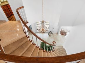 624 Palm Dr, Hallandale Beach FL 33009