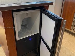 1331 Brickell Bay Dr 3607, Miami FL 33131