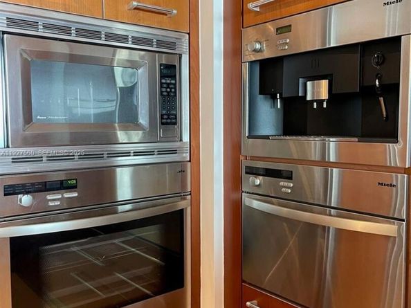 1331 Brickell Bay Dr 3607, Miami FL 33131