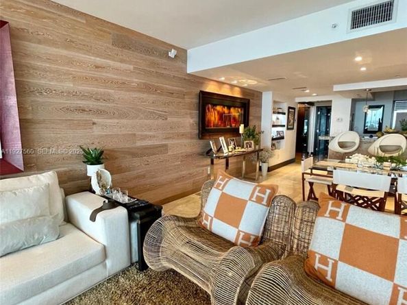 1331 Brickell Bay Dr 3607, Miami FL 33131