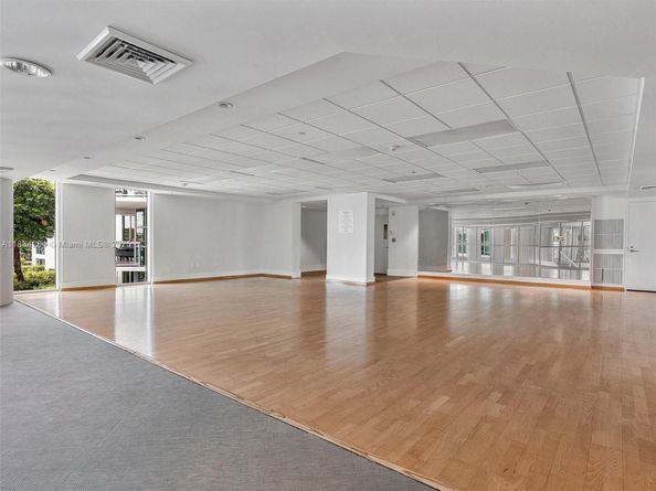 3131 NE 188th St 2903, Aventura FL 33180