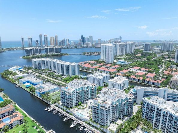 3131 NE 188th St 2903, Aventura FL 33180
