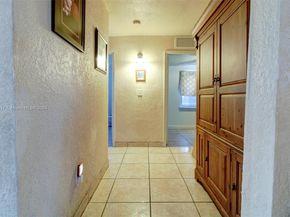 18095 SW 104th Ave, Miami FL 33157