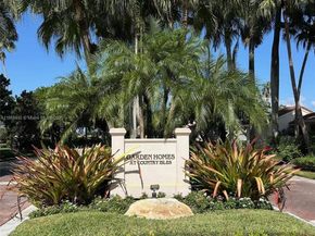 1426 Seagrape Cir, Weston FL 33326