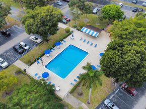 6921 Environ Blvd 6R, Lauderhill FL 33319