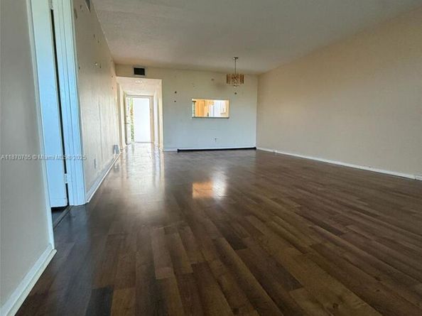 1300 SW 125th Ave 110K, Pembroke Pines FL 33027