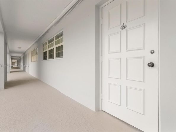 3150 N Course Ln 402, Pompano Beach FL 33069
