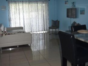 4200 NW 3rd Ct 241, Plantation FL 33317