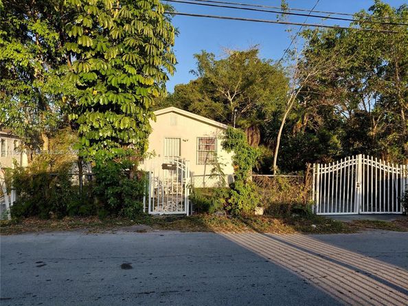7091 NW 21st Ave, Miami FL 33147