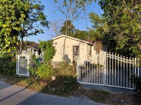 7091 NW 21st Ave, Miami FL 33147