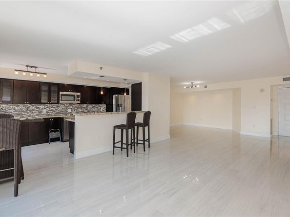 1201 S Ocean Dr 1206S, Hollywood FL 33019