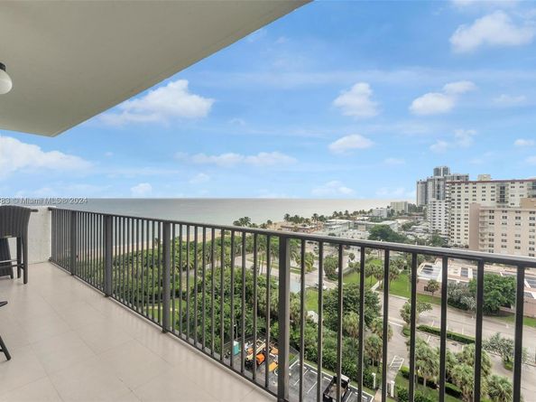 1201 S Ocean Dr 1206S, Hollywood FL 33019