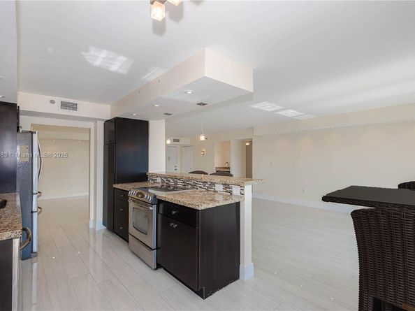 1201 S Ocean Dr 1206S, Hollywood FL 33019