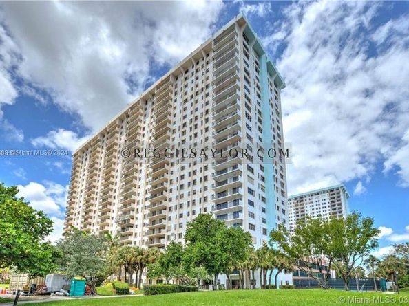 1201 S Ocean Dr 1206S, Hollywood FL 33019