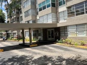 6700 Cypress Rd 409, Plantation FL 33317