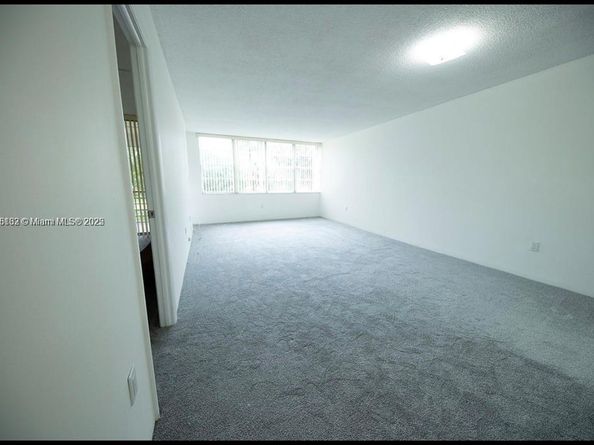 1400 Saint Charles Pl 222, Pembroke Pines FL 33026