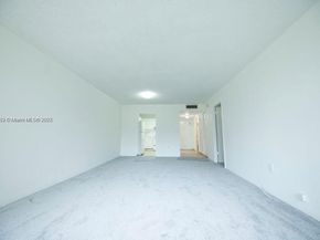 1400 Saint Charles Pl 222, Pembroke Pines FL 33026