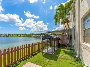 8307 SW 142nd Ave E104, Miami FL 33183