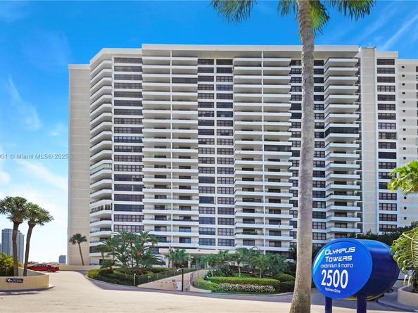 2500 Parkview Dr 2408, Hallandale Beach FL 33009