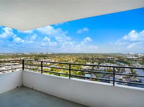 2500 Parkview Dr 2408, Hallandale Beach FL 33009