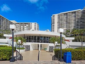 2500 Parkview Dr 2408, Hallandale Beach FL 33009