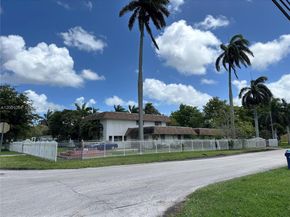 200 NE 158th St, Miami FL 33162