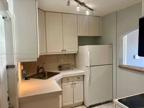 630 NE 15th Ct, Fort Lauderdale FL 33304