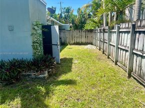 630 NE 15th Ct, Fort Lauderdale FL 33304