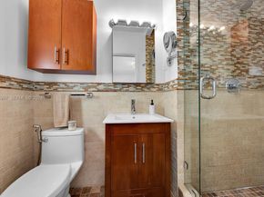 1005 Columbus Blvd, Coral Gables FL 33134