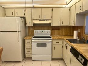 1101 Colony Point Cir 318, Pembroke Pines FL 33026