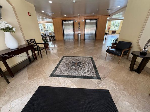 3500 Coral Way 907, Miami FL 33145