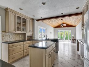 571 SE 11th St, Pompano Beach FL 33060
