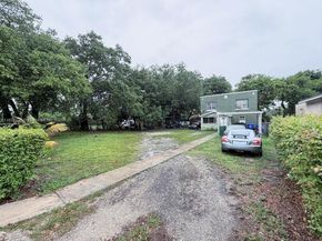 337 NW 48th St, Miami FL 33127