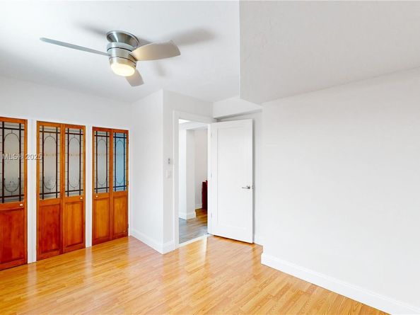 702 86th Street, Miami Beach FL 33141