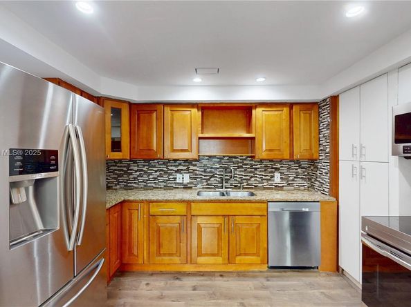 702 86th Street, Miami Beach FL 33141