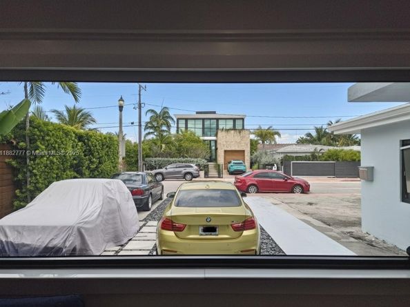 702 86th Street, Miami Beach FL 33141